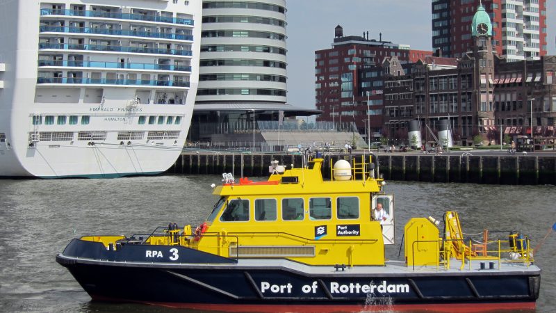 Het reserve-patrouillevaartuig RPA3: Floating Lab Rotterdam