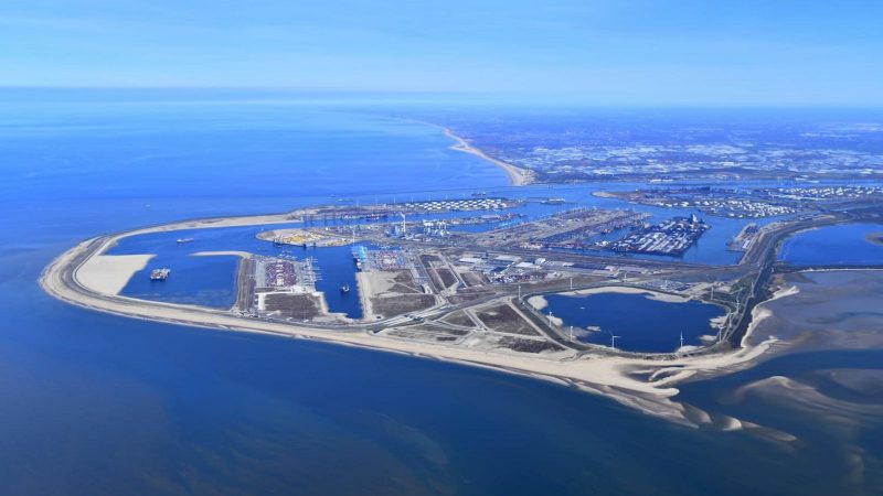 luchtfoto-mv2-havenbedrijf-rotterdam-danny-cornelissen-juni-2020, maasvlakte