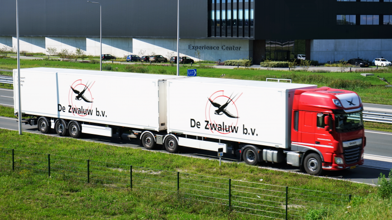 De Zwaluw Logistiek - LZV - Rotterdam Warehouse