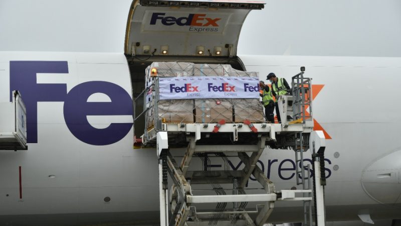 FedEx_OXYGEN-CONCENTRATOR-SHIPMENT, luchtvracht