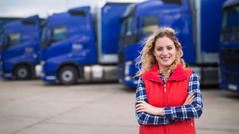 vrachtwagenchauffeur vrouw trucker