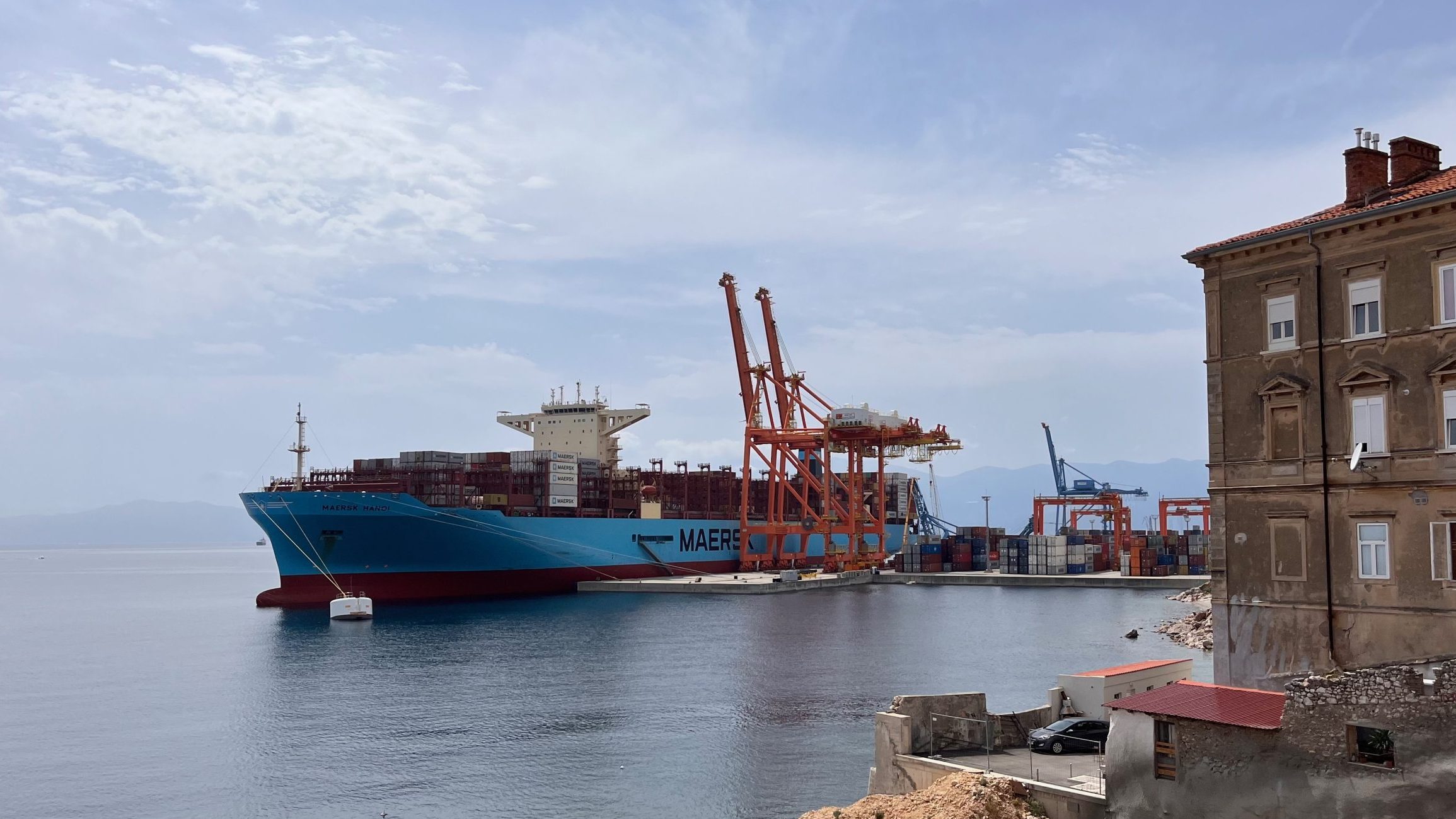Maersk Hanoi in de haven van Rijeka